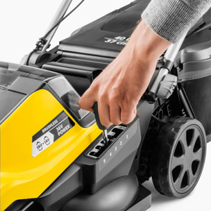 Tondeuse à gazon sans fil 36 V Karcher LMO 4-18 Dual avec 2 batteries 18V-5Ah- moteur brushless- autonomie 450 m²- coupe 37 cm