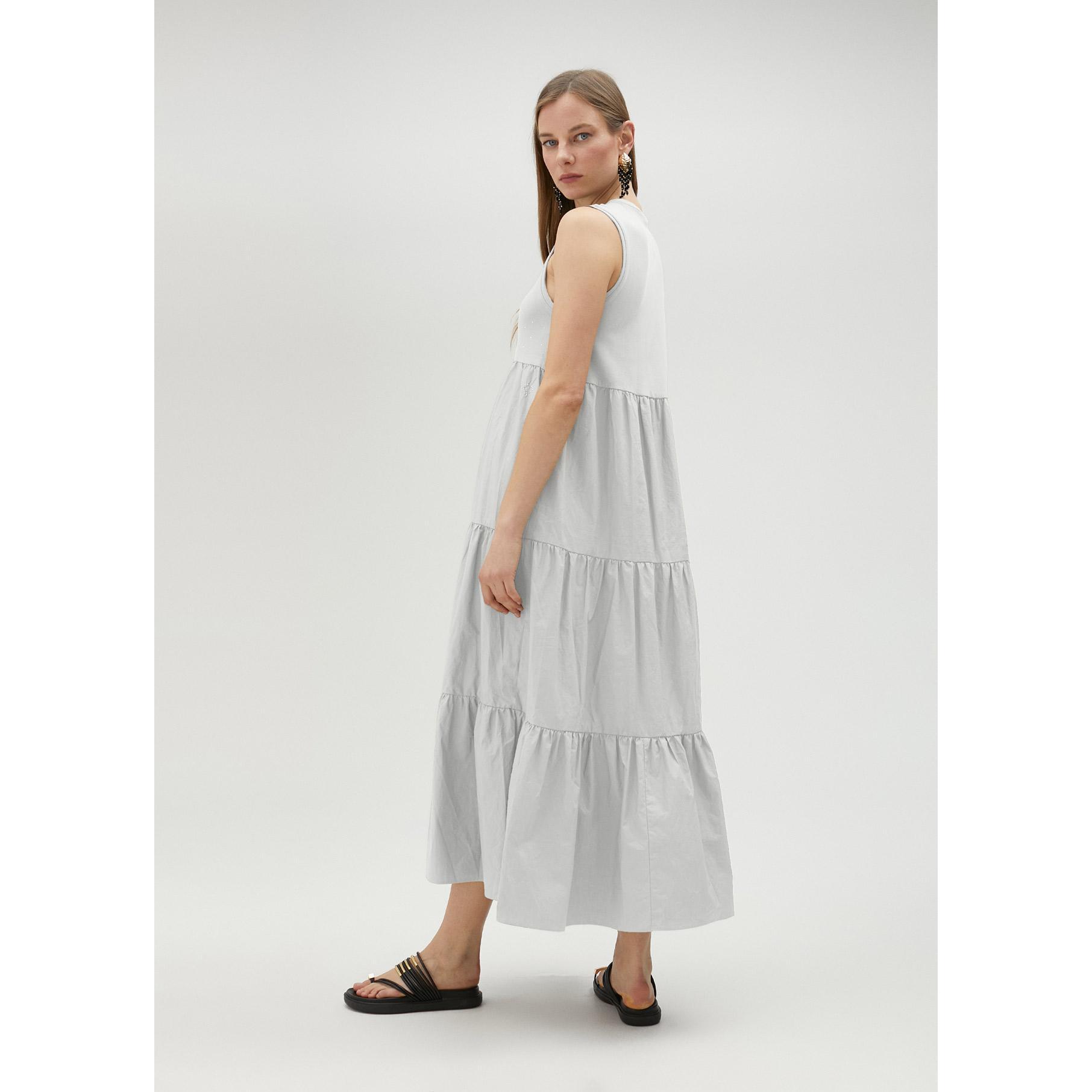 Vestito lungo con spalline