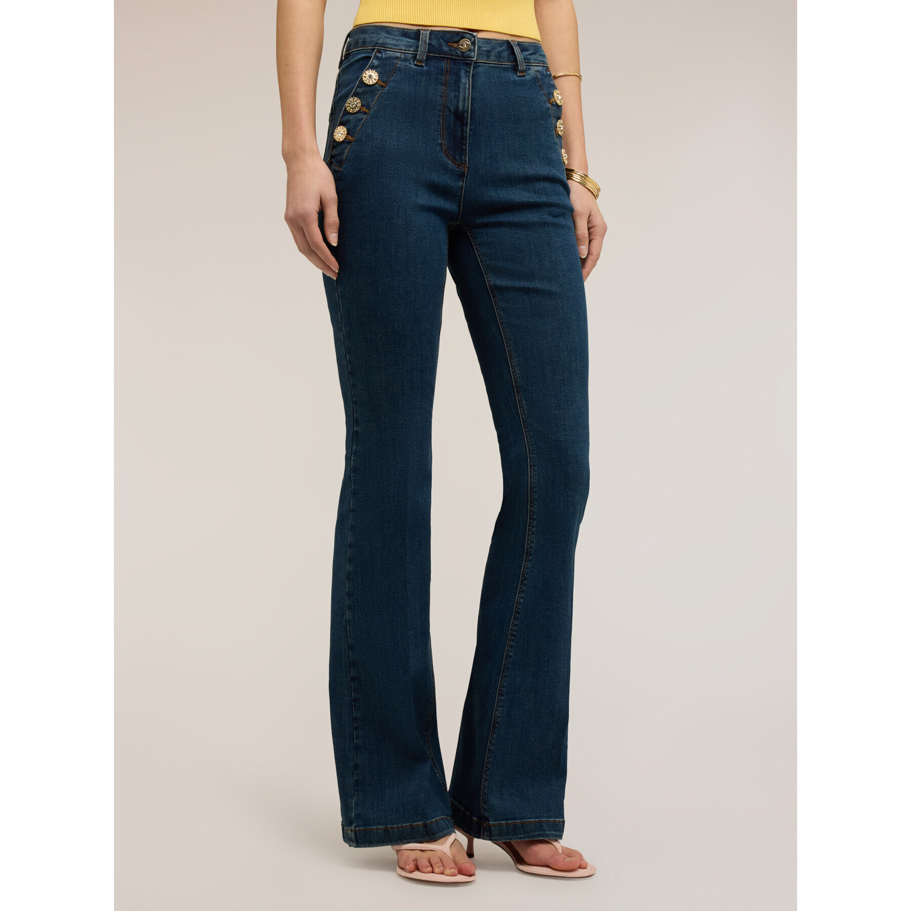 Motivi - Jeans flare con botones joya - Azul