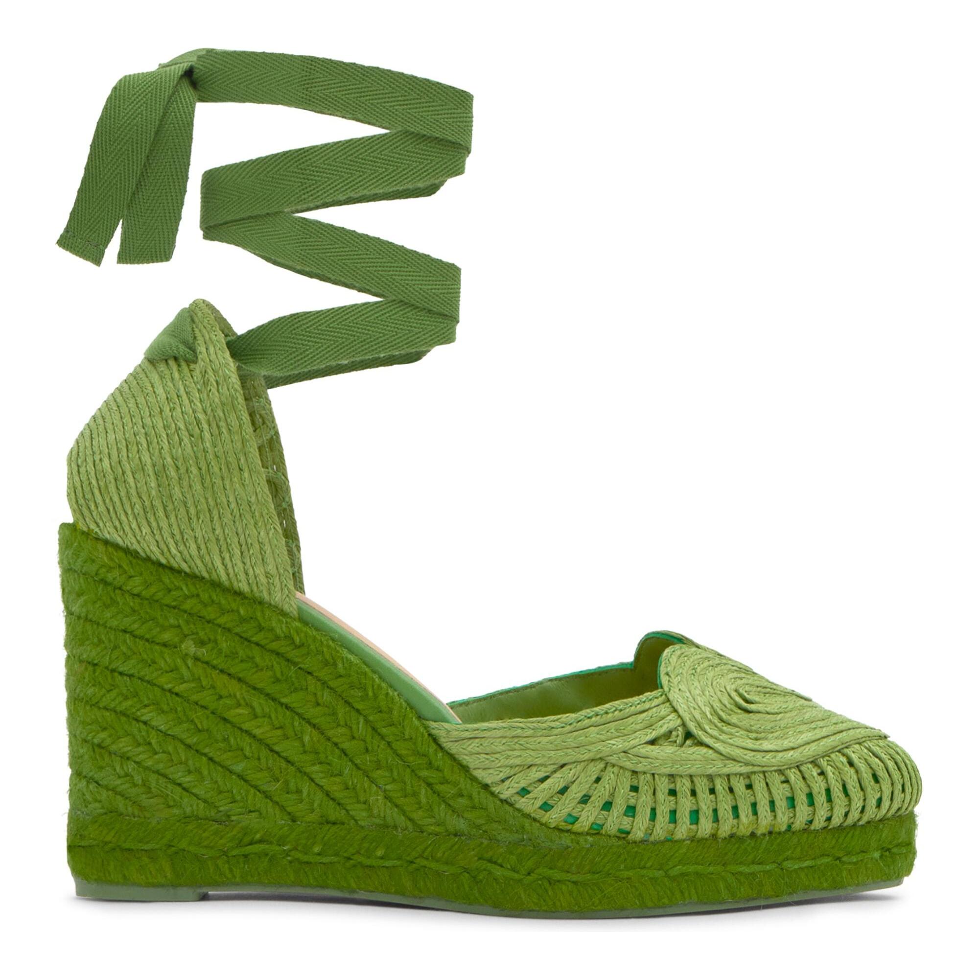 Alpargata Cacia cuña de yute tintada en rafia trenzada con forma de corazón