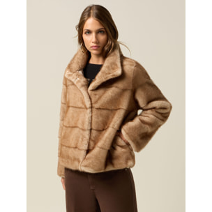 Oltre - Chaqueta corta efecto peluche - Beige