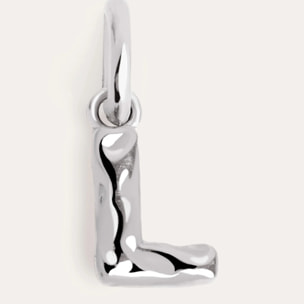 Charm Letter Organic in Argento