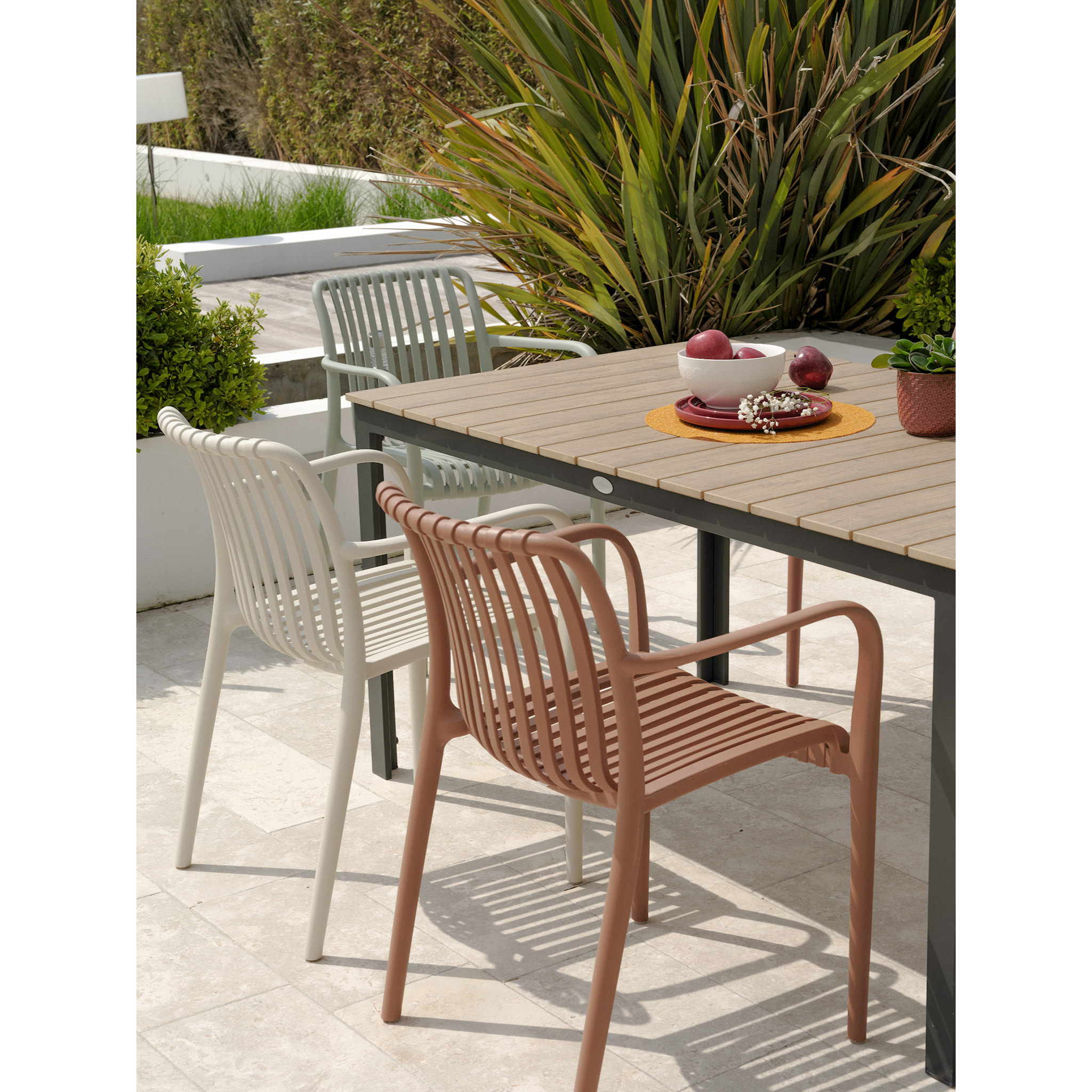 BOSTON - Ensemble repas de jardin 6 places en aluminium gris anthracite