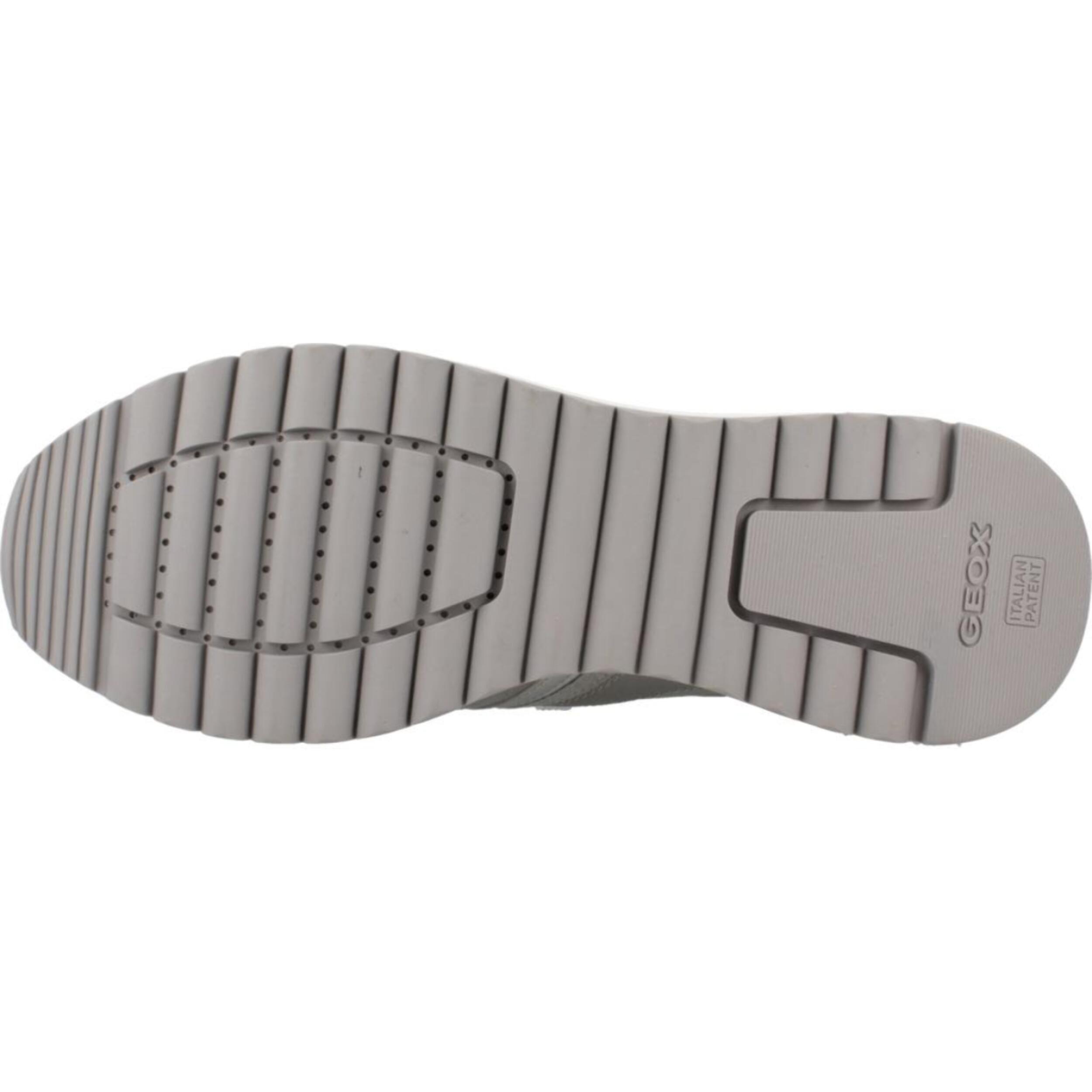 Sneakers de  Mujer de la marca GEOX  modelo D DESYA GRIS