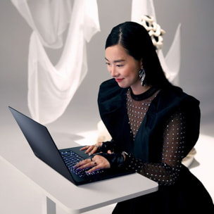 Ordinateur portable ASUS Pro Art H7606WI-ME171W Copilot+