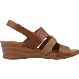 Sandalias Mujer de la marca GEOX  modelo D MARYKARMEN MARRON
