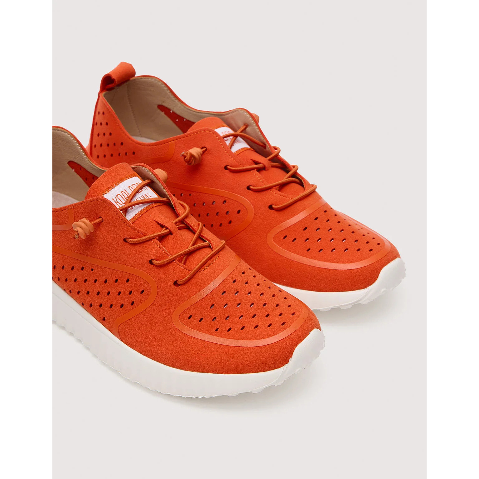 Sneaker Naranja - Charmy