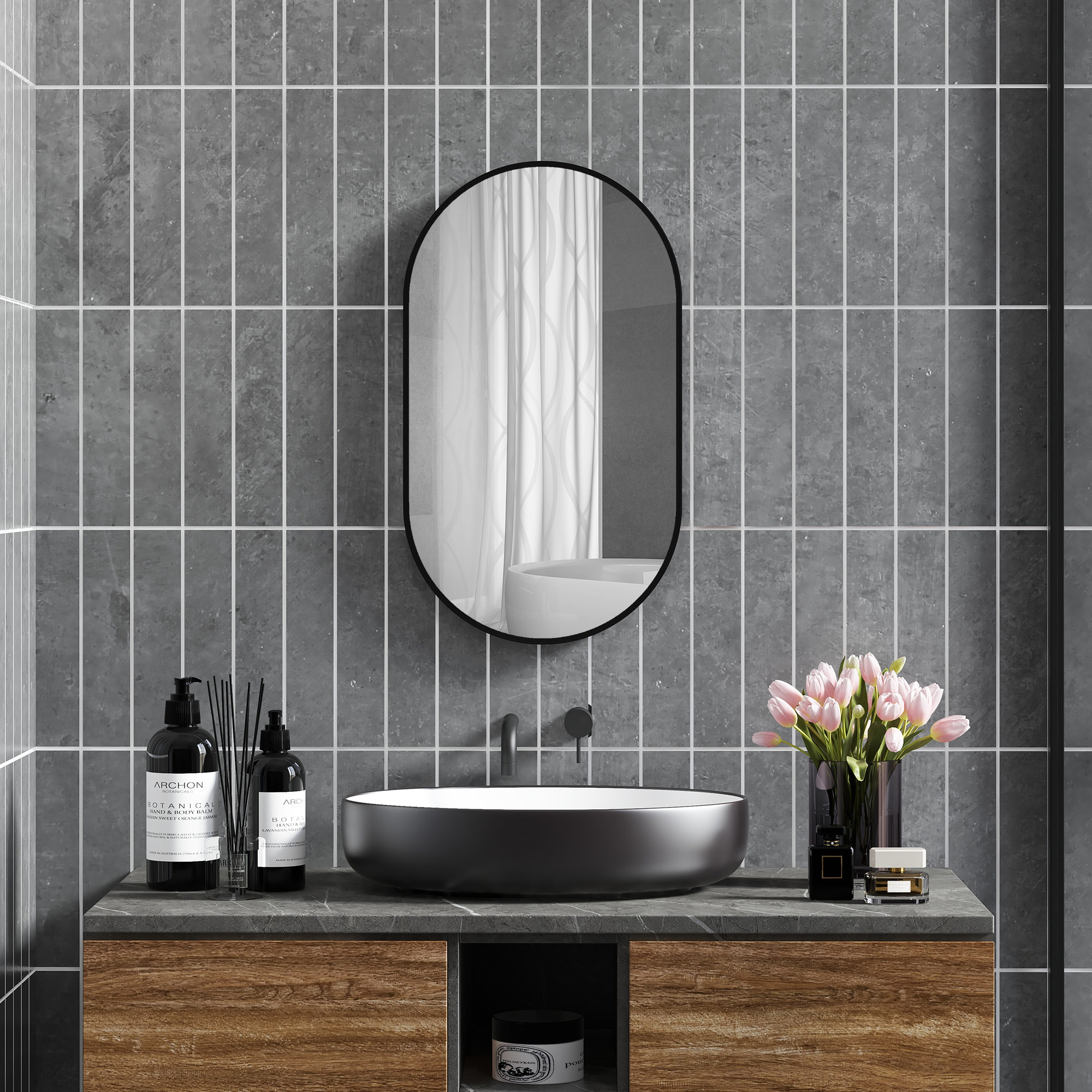 Miroir mural ovale dim. 40L x 70H cm cadre alu. noir