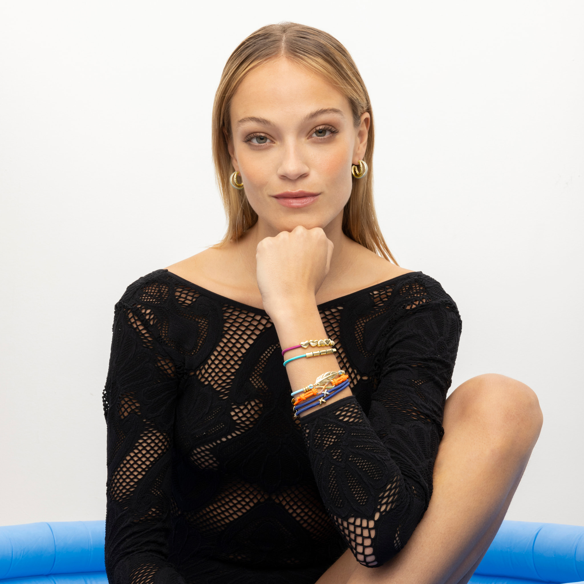 Coletero LUX BY LUX acabado en oro 18k