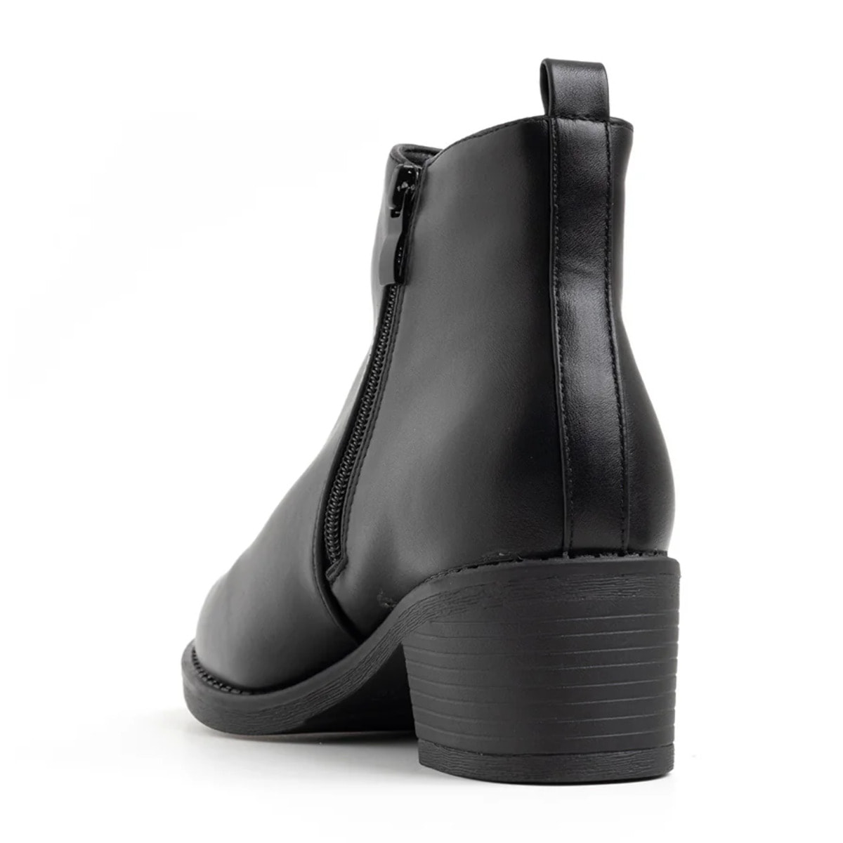 Tronchetto con tacco quadrato e punta tonda - NERO