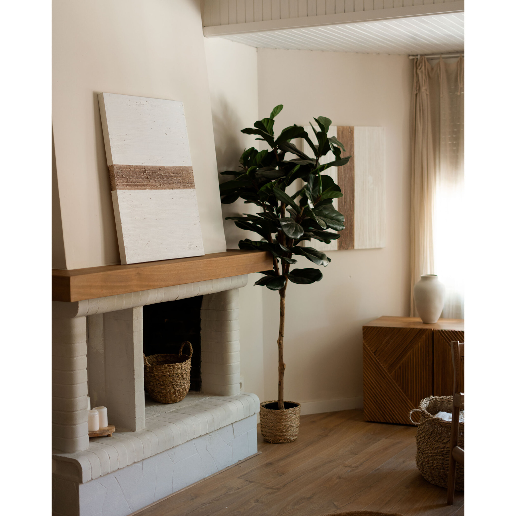 Tableau blanc et marron décoratif sur coton avec cadre en bois peint à la main à la peinture à l'huile en différentes tailles