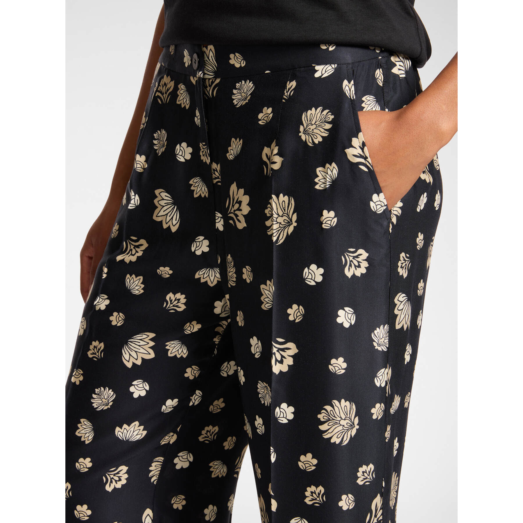 Elena Mirò - Pantalón cropped con estampado étnico - Negro