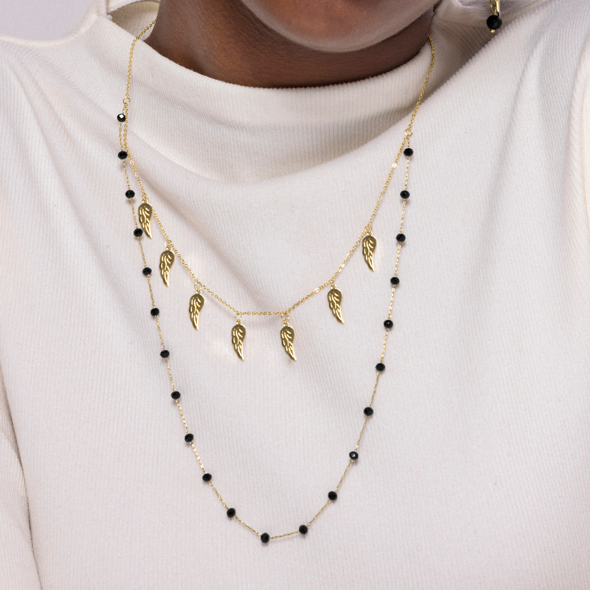 Collar de Onix acabado en oro amarillo de 18k