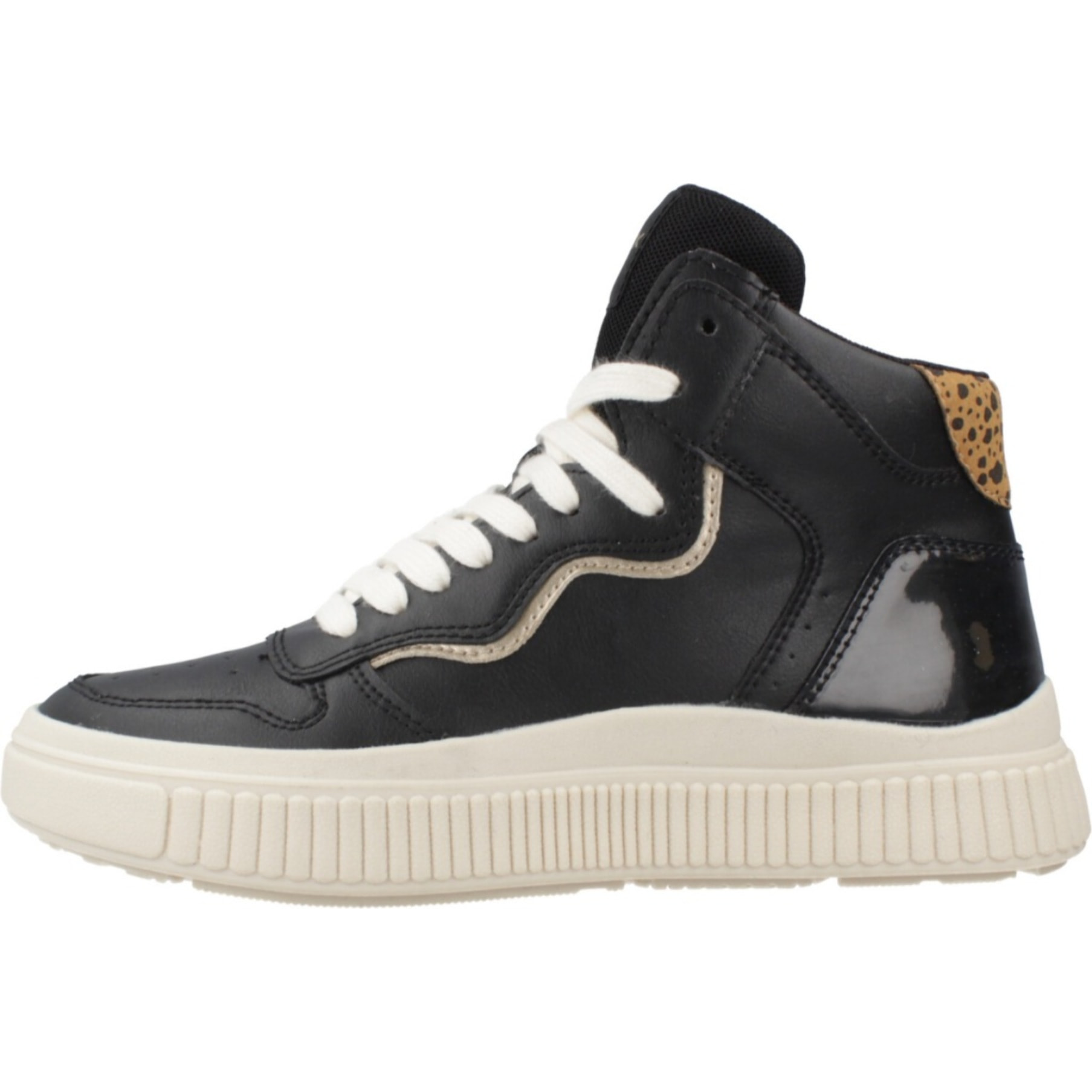 Zapatillas Niña de la marca GEOX  modelo J LAQUINNY GIRL NEGRO