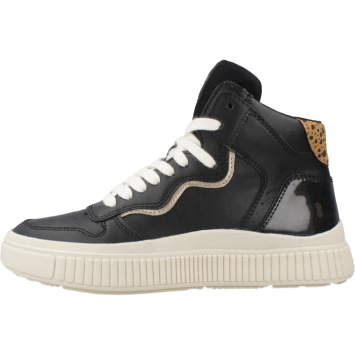 Zapatillas Niña de la marca GEOX  modelo J LAQUINNY GIRL NEGRO