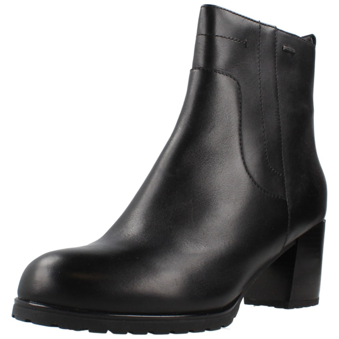 Botines Mujer de la marca GEOX  modelo D466ZA 00043 NEGRO
