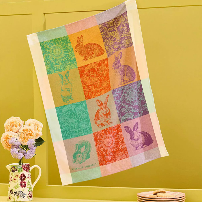 Torchon pur coton motif jacquard bleu rose Les lapins printemps