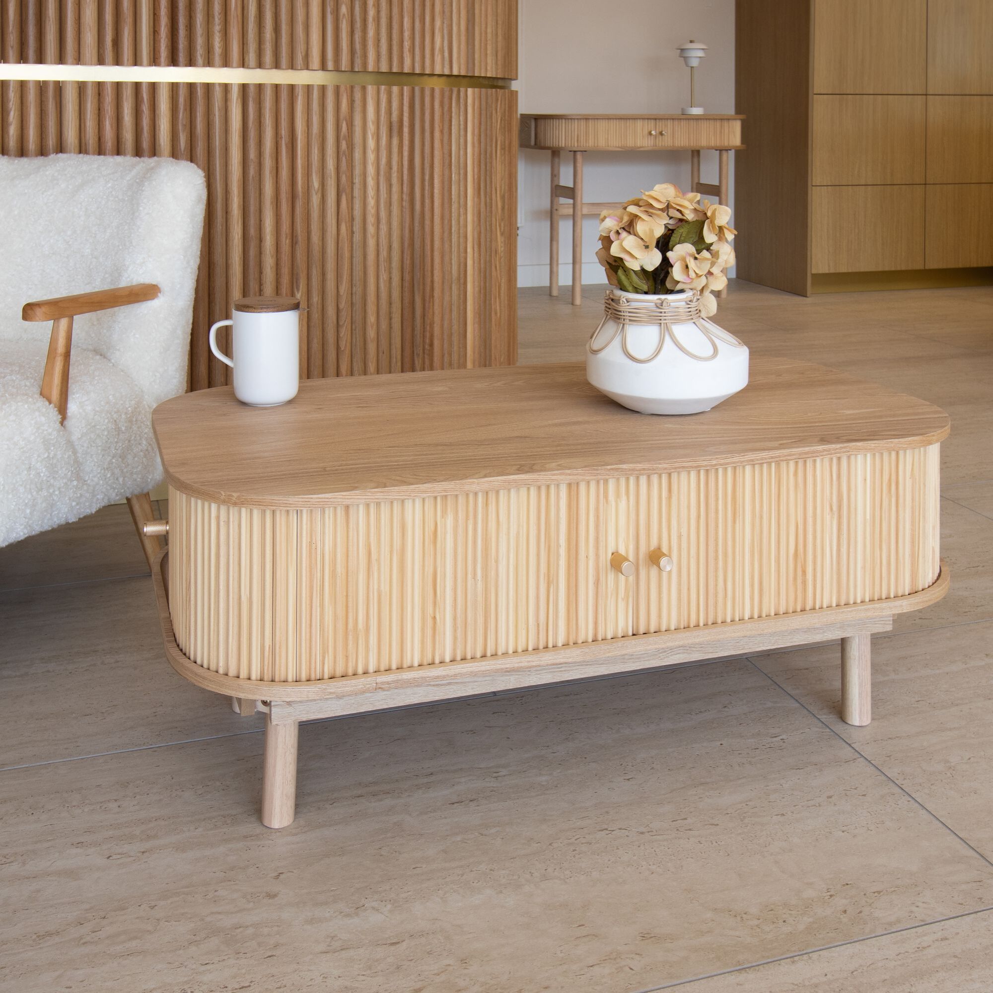 Table basse ovale en bois de pin et portes coulissantes 105cm HECTOR