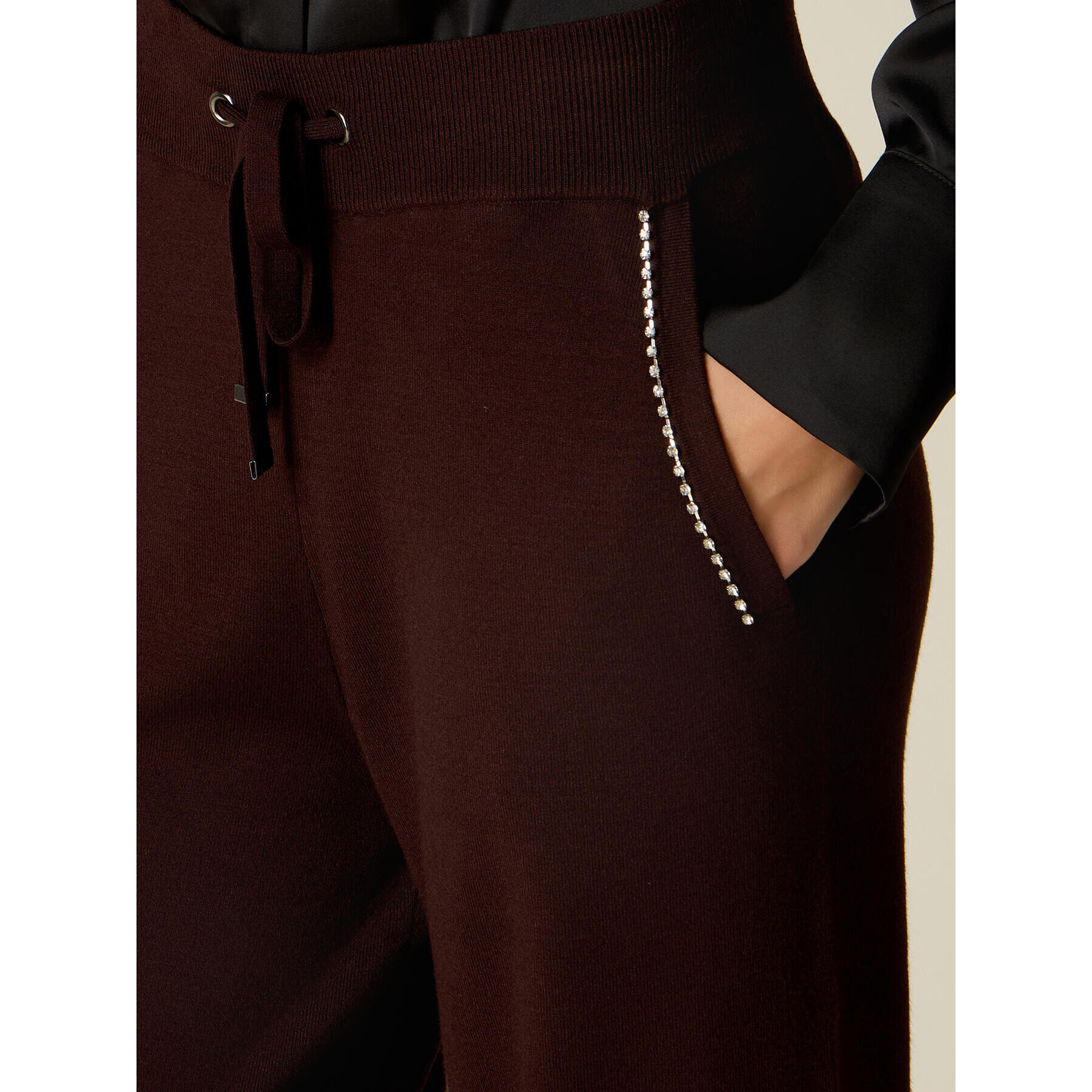 Oltre - Pantaloni palazzo in maglia con castoni - Marrone