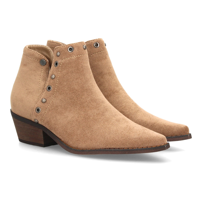 Botines cowboy mujer con detalles metálicos
