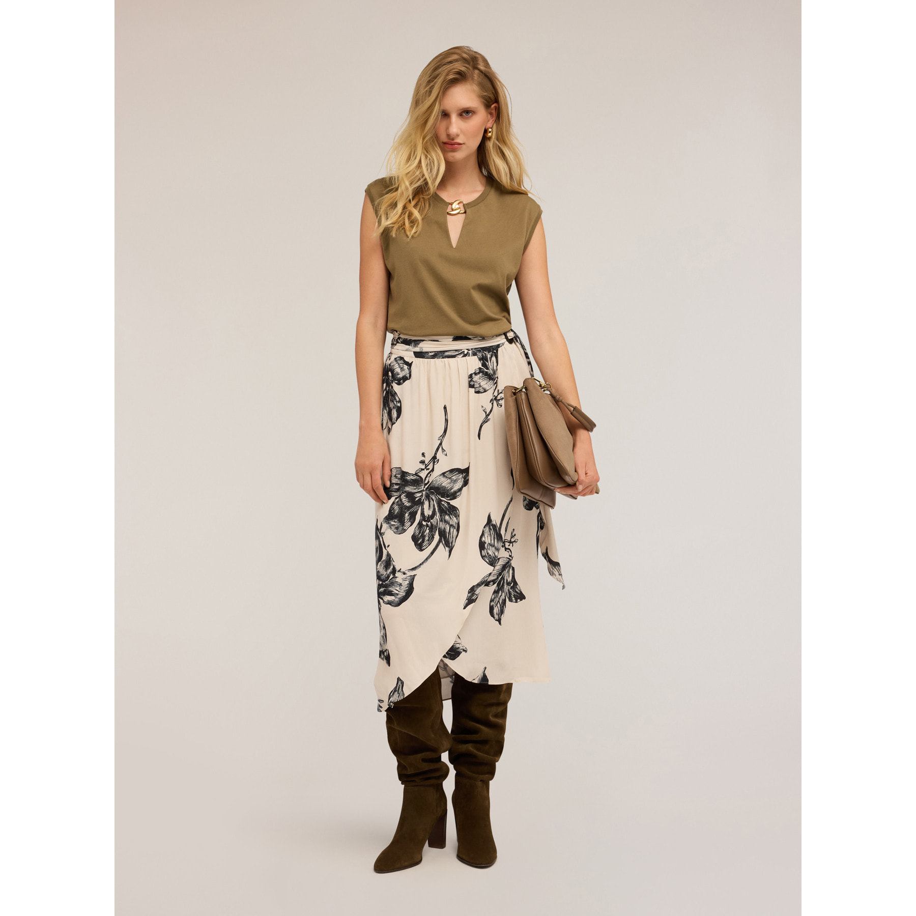 Motivi - Camiseta con detalle metálico - Verde militare