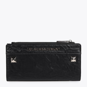 Portafoglio XL con effetto pelle stropicciata e borchie moderne