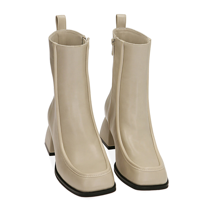 Ankle boots panna punta quadra, tacco 6 cm