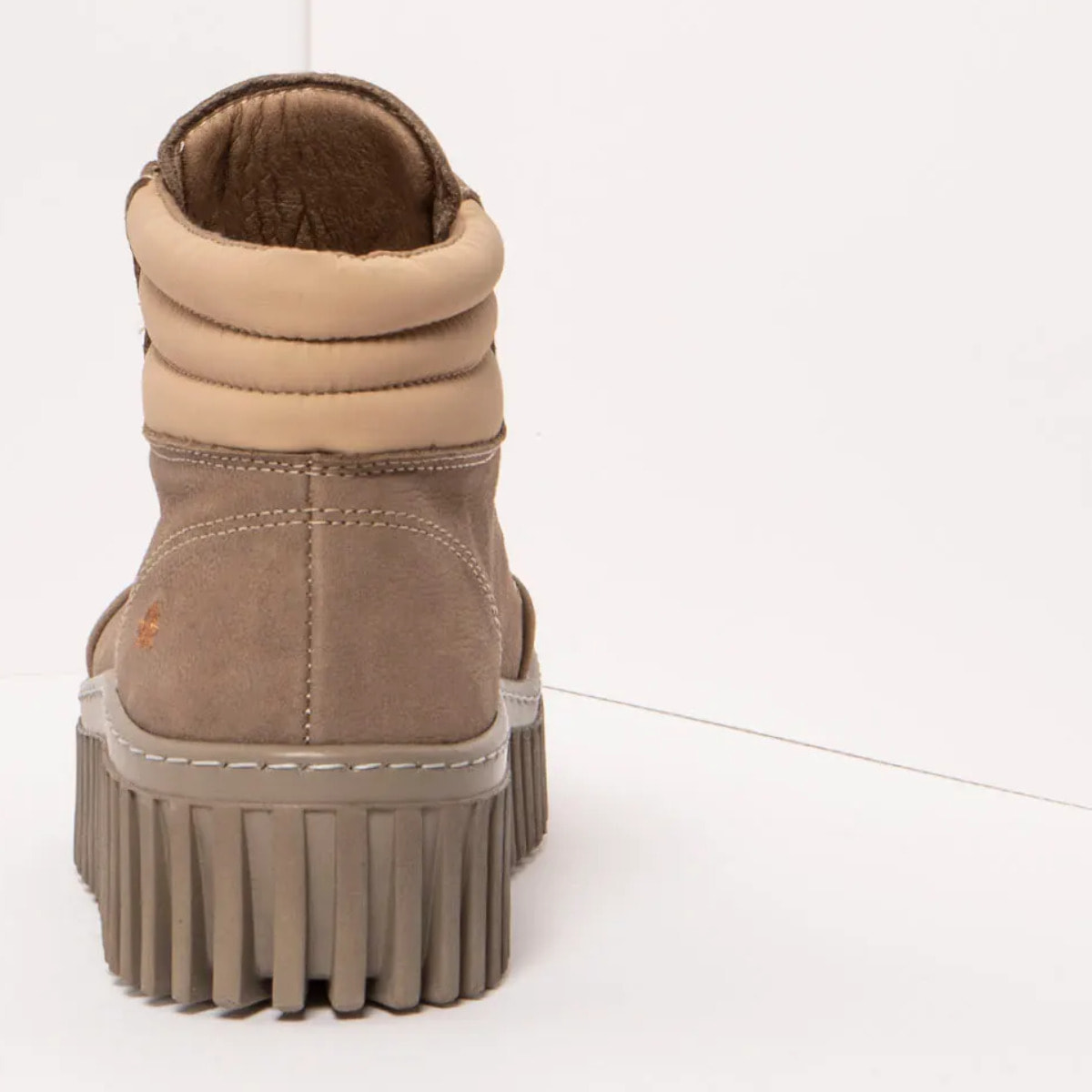 Botines 1532 NOBUCK TAUPE/BRIGHTON color Taupe