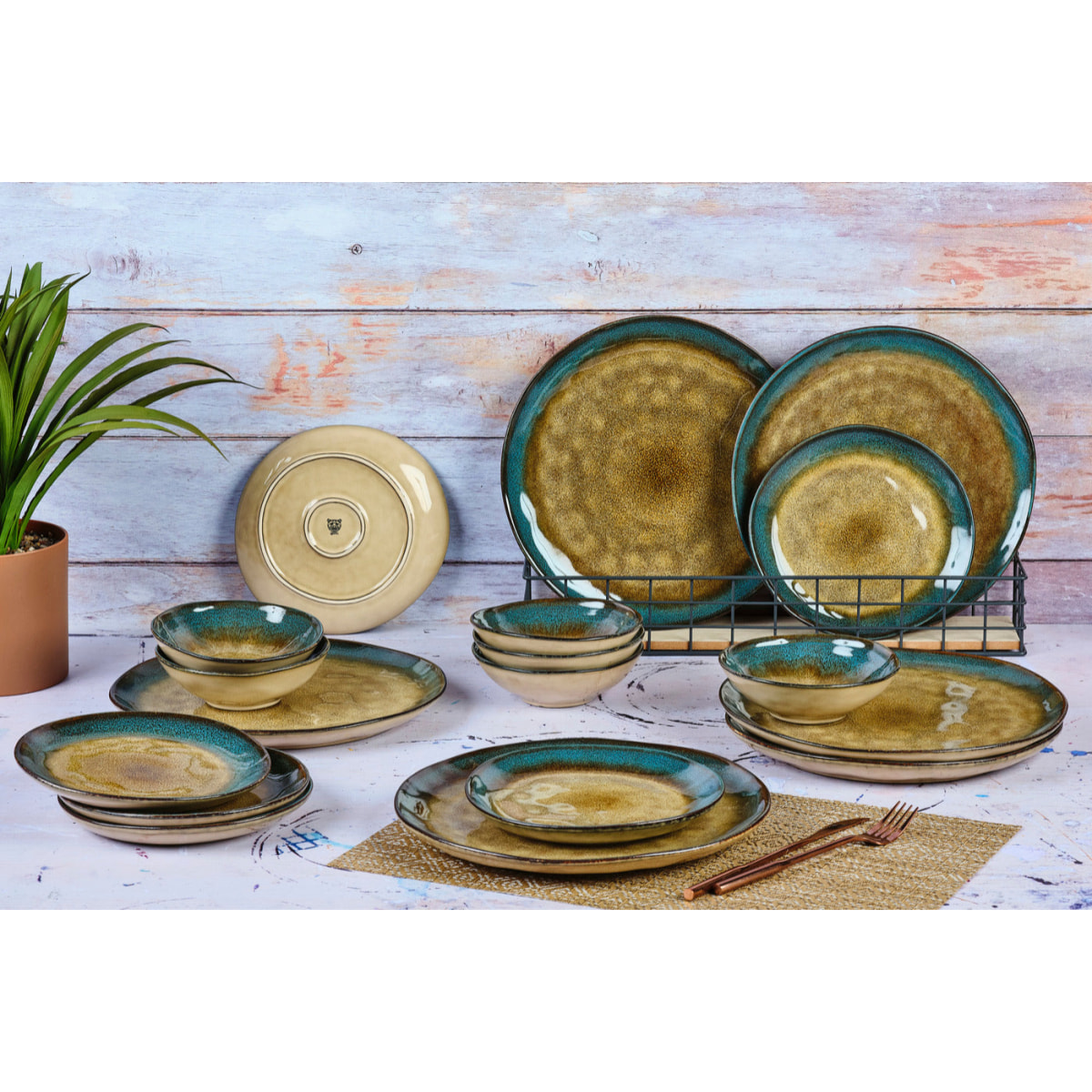 Service Les Essentiels ISLAND - 18 pièces - Terre et mer