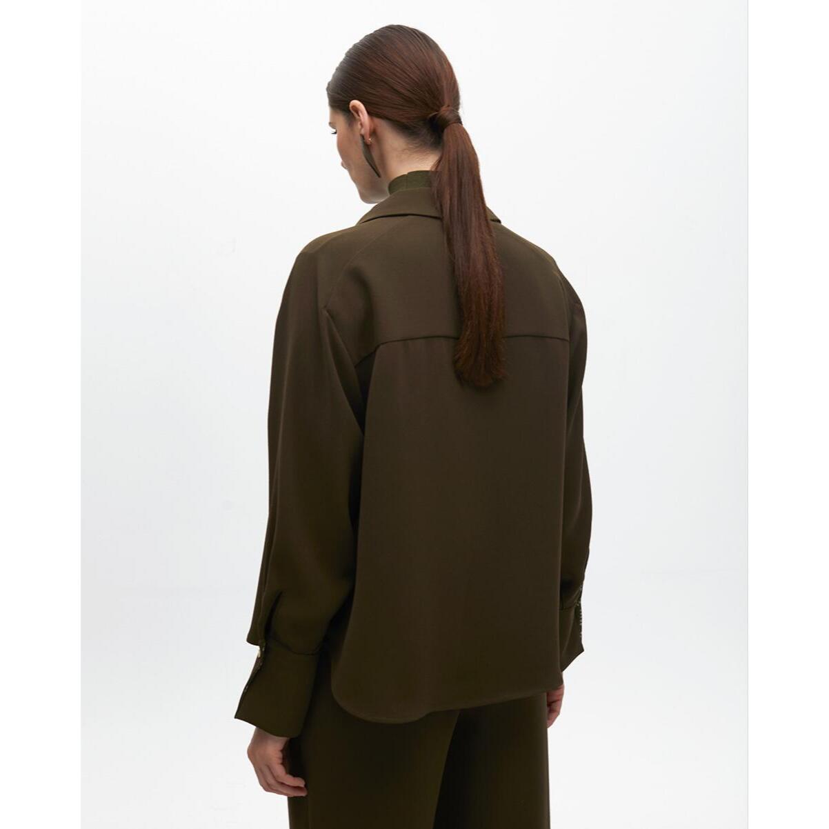 Sovracamicia con tasche