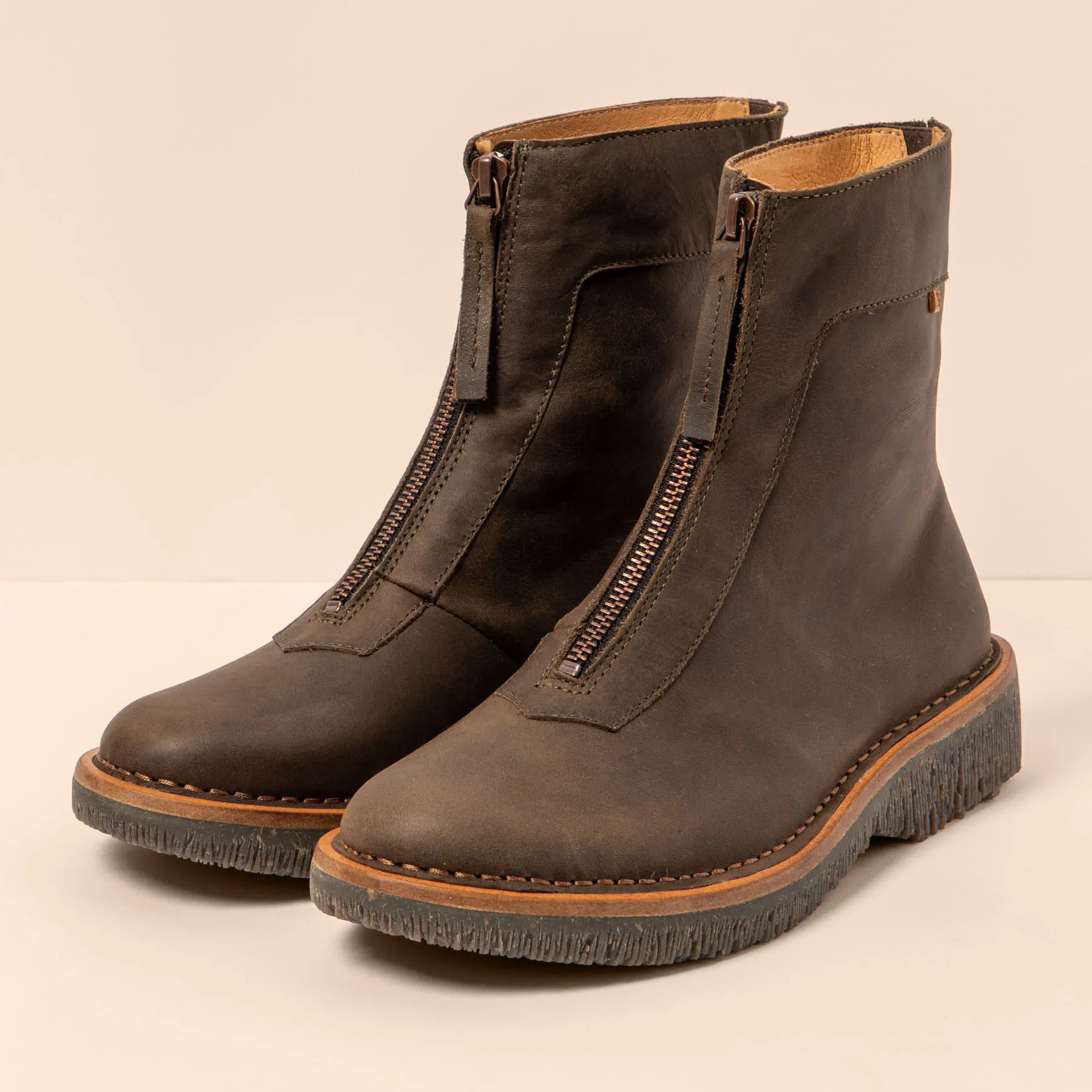 Botines N5581 ARIZONA KAKI/VOLCANO color Kaki