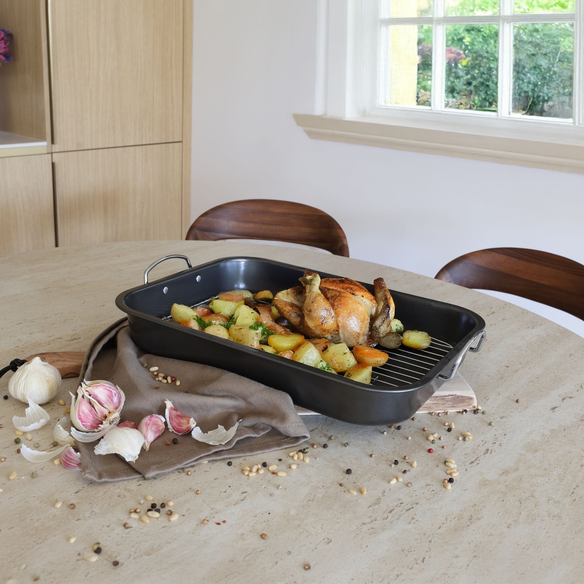 Plat rôtisserie avec grille en acier carbone 43,5 x 29cm AMANDINE