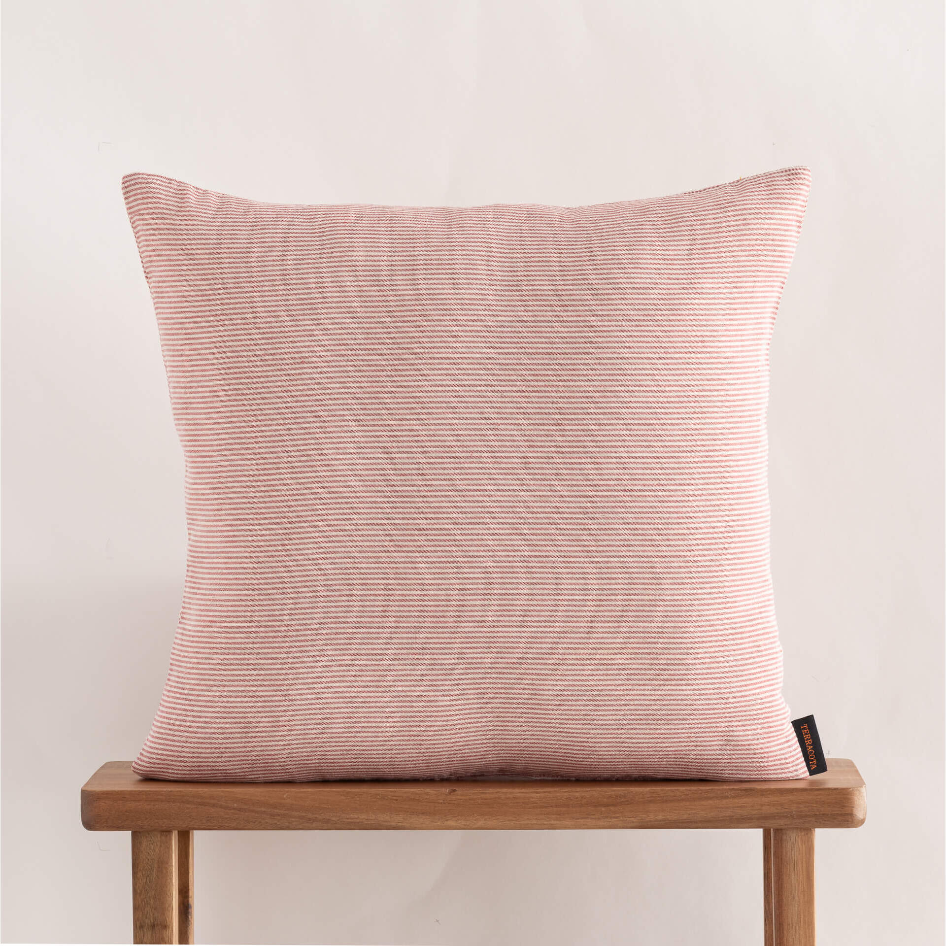 Housse de coussin jacquard 50x50 cm Jávea pequeña Burdeox