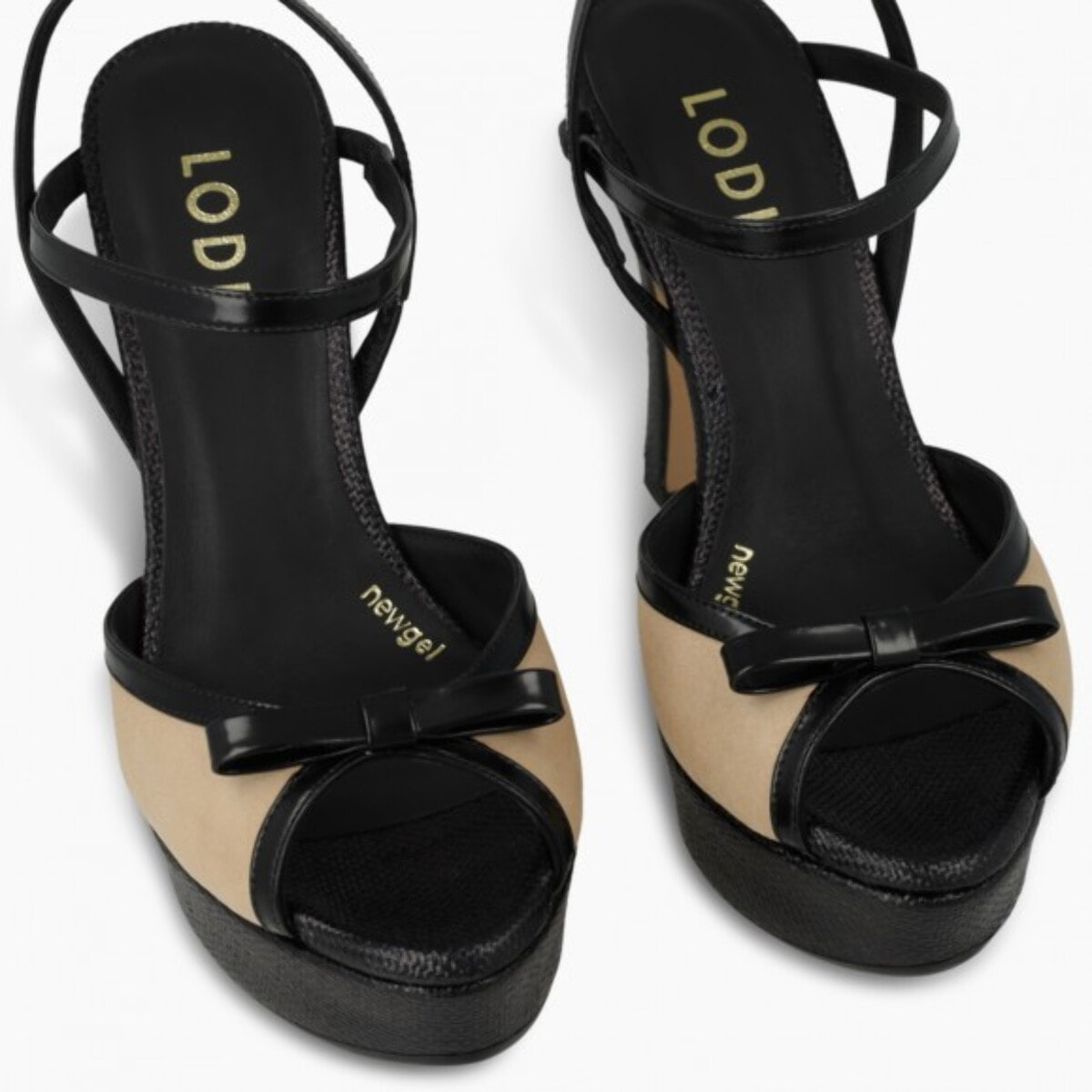 SANDALIAS NEGRAS TERREN