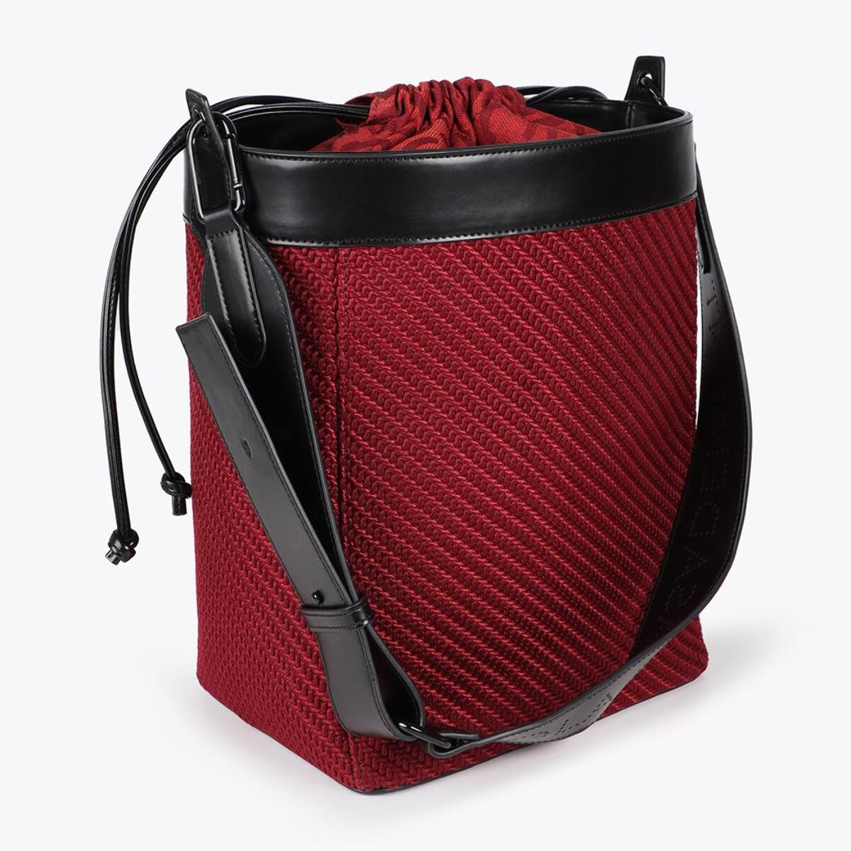 Borsa Hobo in Tessuto ed Effetto Pelle