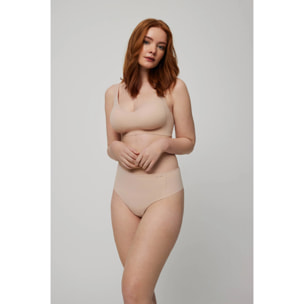 Perizoma ad alto controllo con finiture nude invisibili