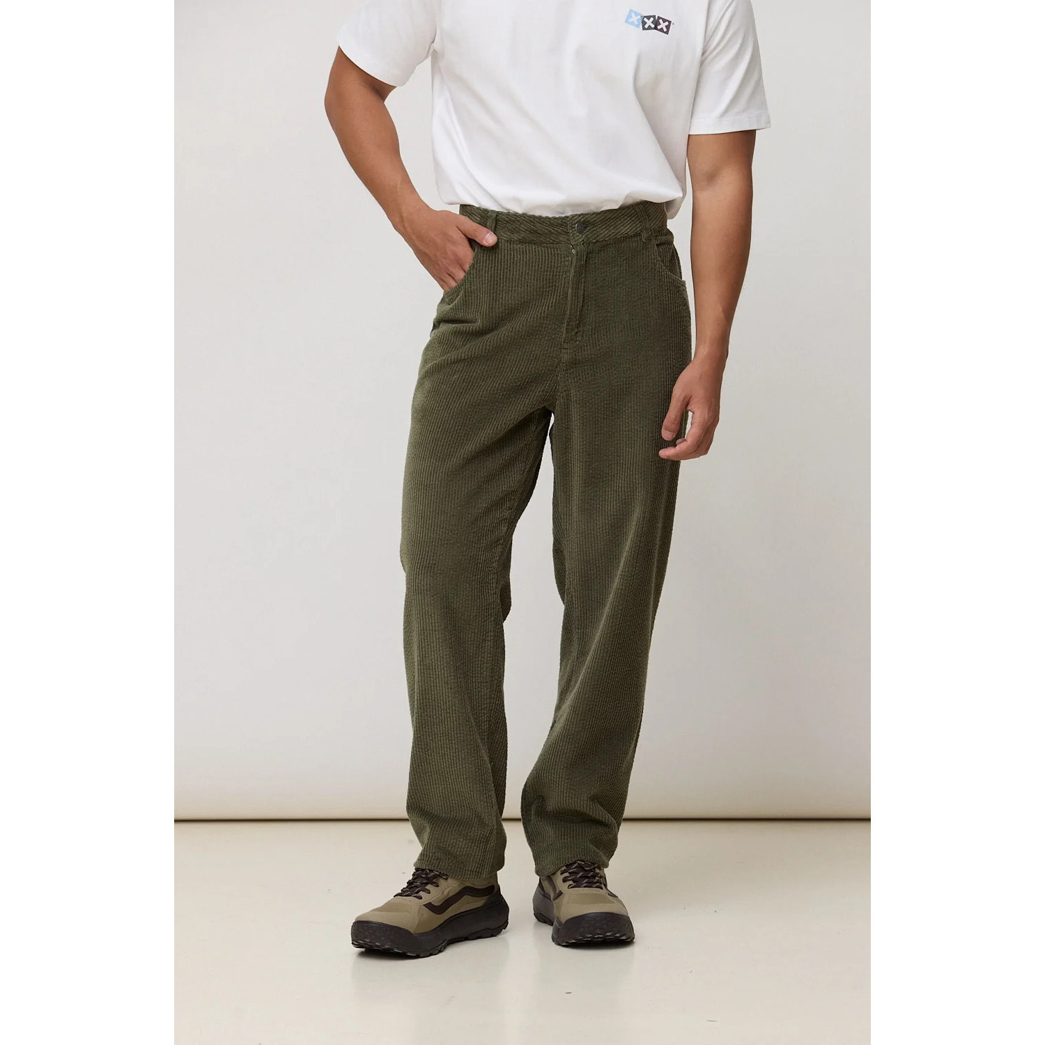 PANTALÓN STRAIGHT CORD OLIVE GREEN