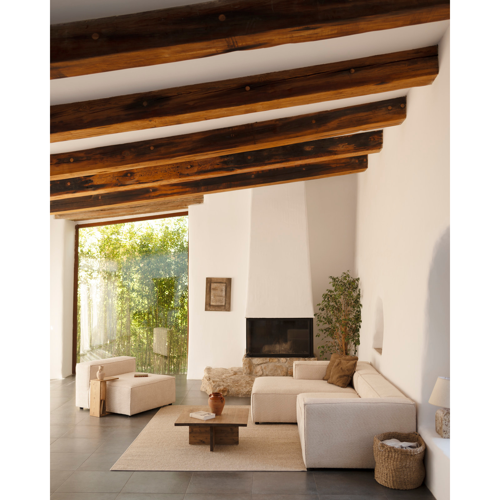 Fauteuil en bouclé couleur beige de 110x90cm Hauteur: 70 Longueur: 110 Largeur: 90