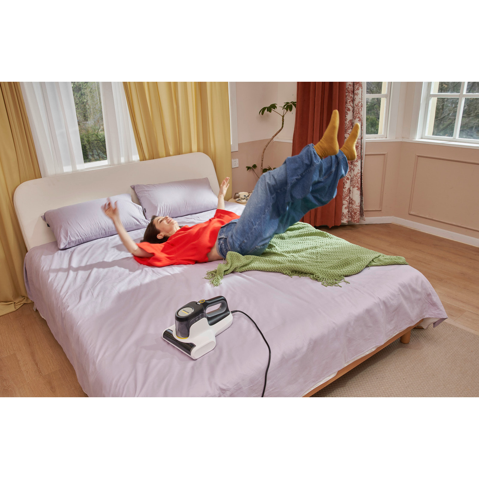 Aspirateur matelas anti acariens KARCHER VCH 4 - lumière UV - détruit les acariens et allergènes - efficace sur tous les textiles