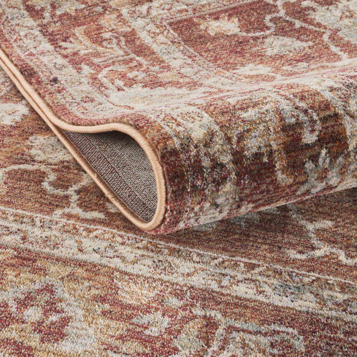 Tapis d'orient, motif oriental raffiné, tissé, poils ras