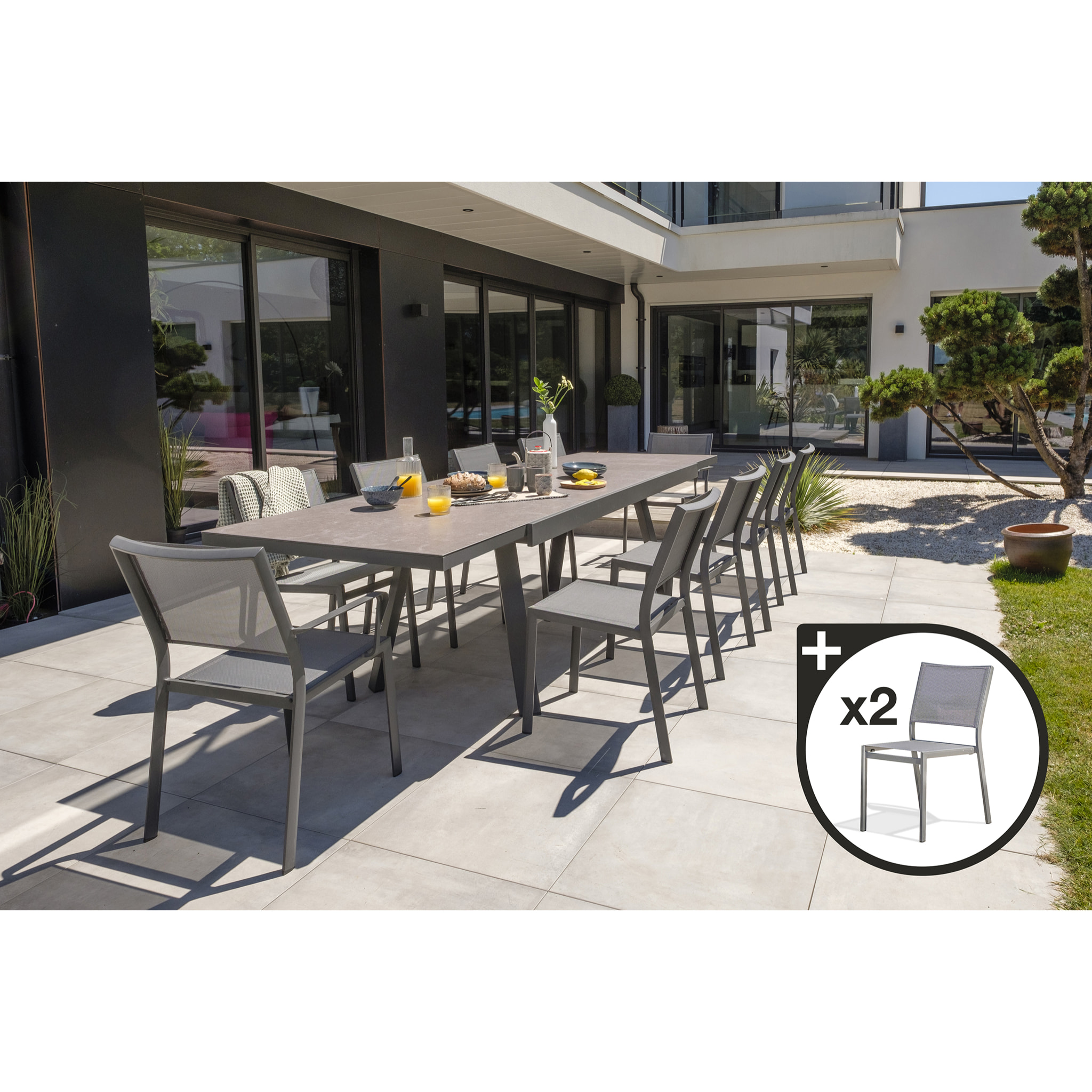 STOCKHOLM - Ensemble repas de jardin 12 places en céramique sur verre