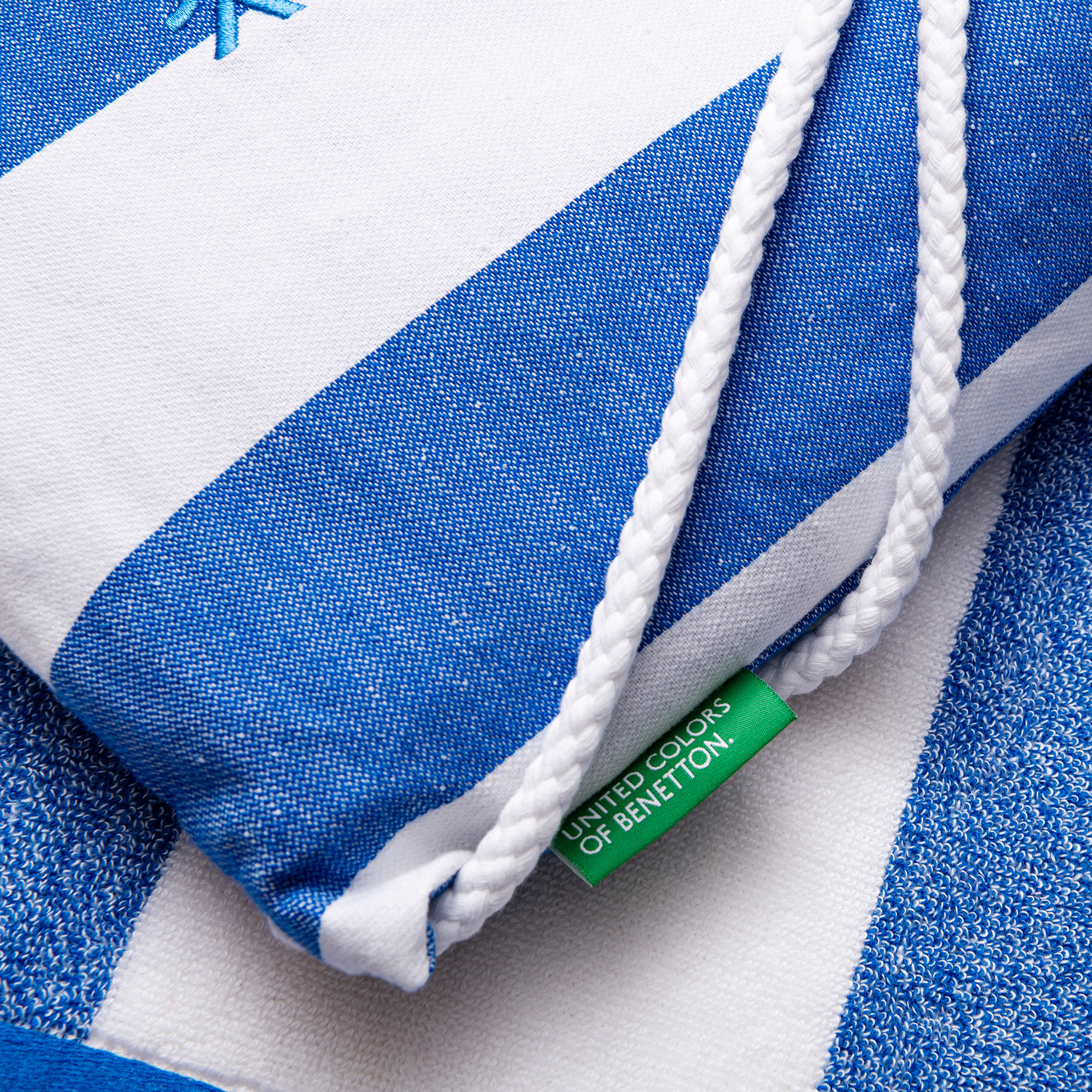 Set 2pc toalla de playa y mochila a juego benetton