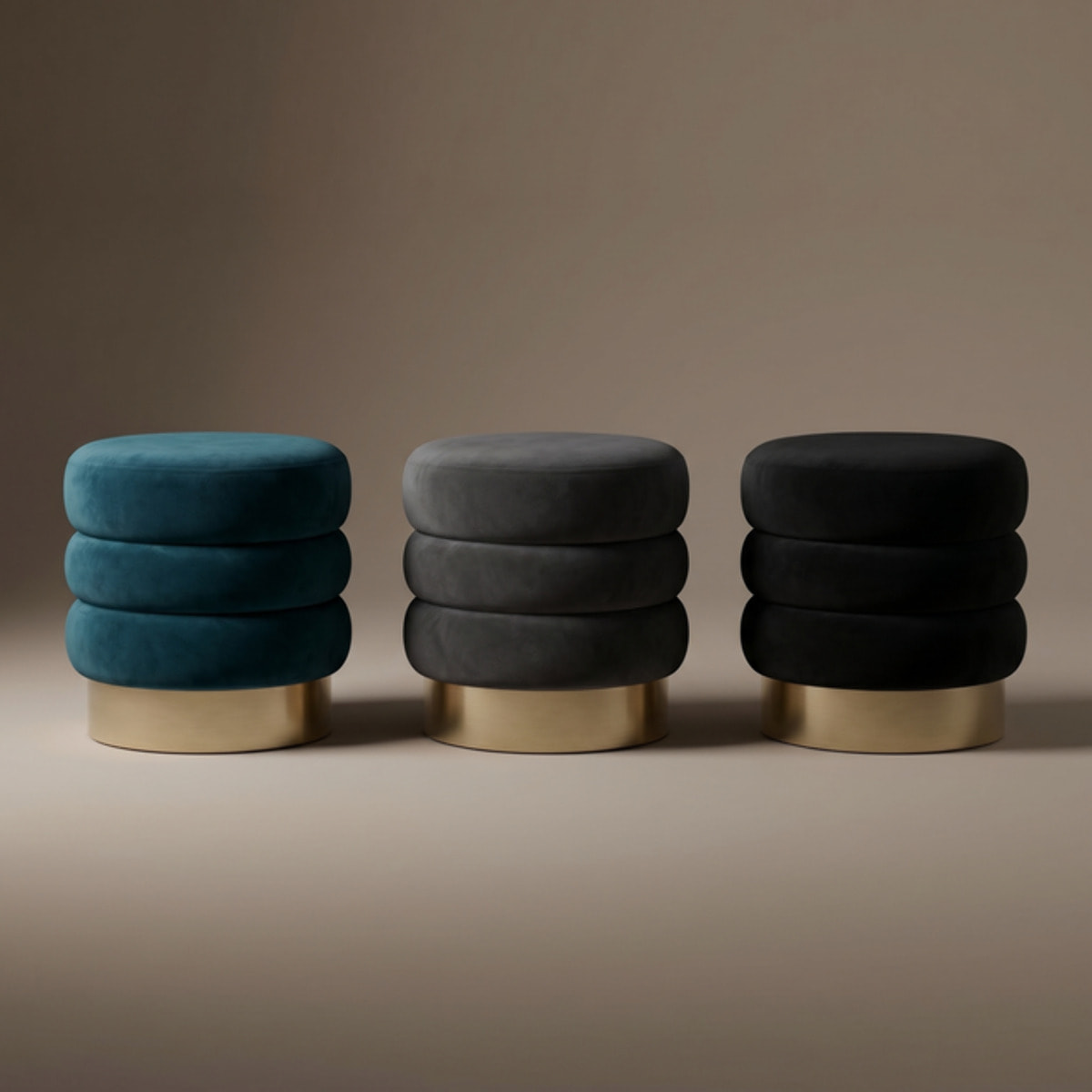 Pouf rotondo in velluto con base oro Ø38x38 cm, sgabello imbottito design moderno elegante, seduta decorativa per salotto camera da letto ingresso cabina armadio, pouf velvet con struttura resistente fino a 100 kg