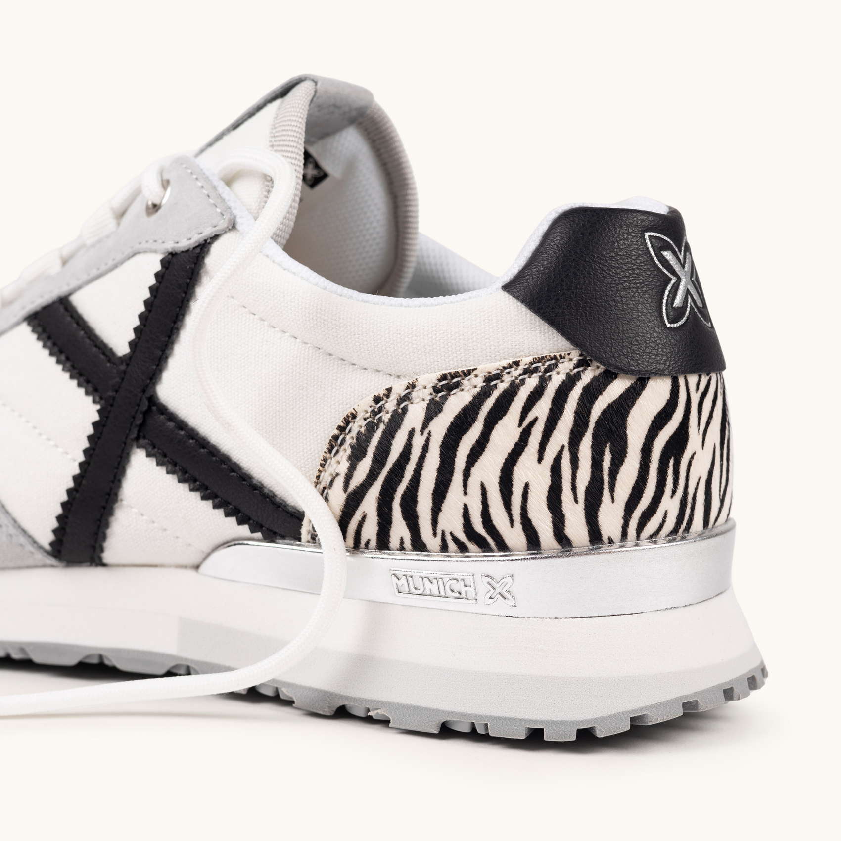 Zapatilla Sport Chic con Detalle Zebra MUNICH SUNSET 64