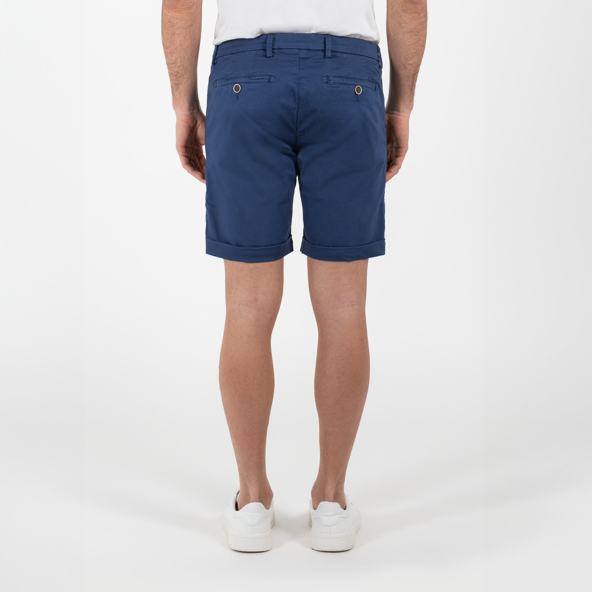 Bermuda con pence tasca america in cotone satin