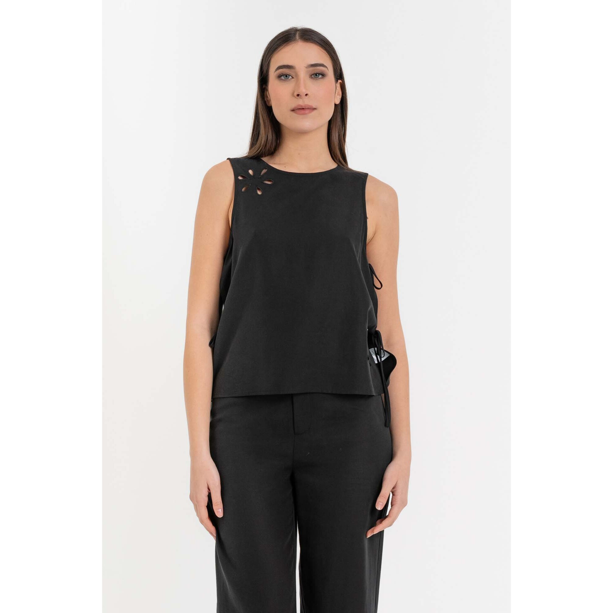 Kocca - Blusa da donna senza maniche in lyocell e lino con cut-out Donna