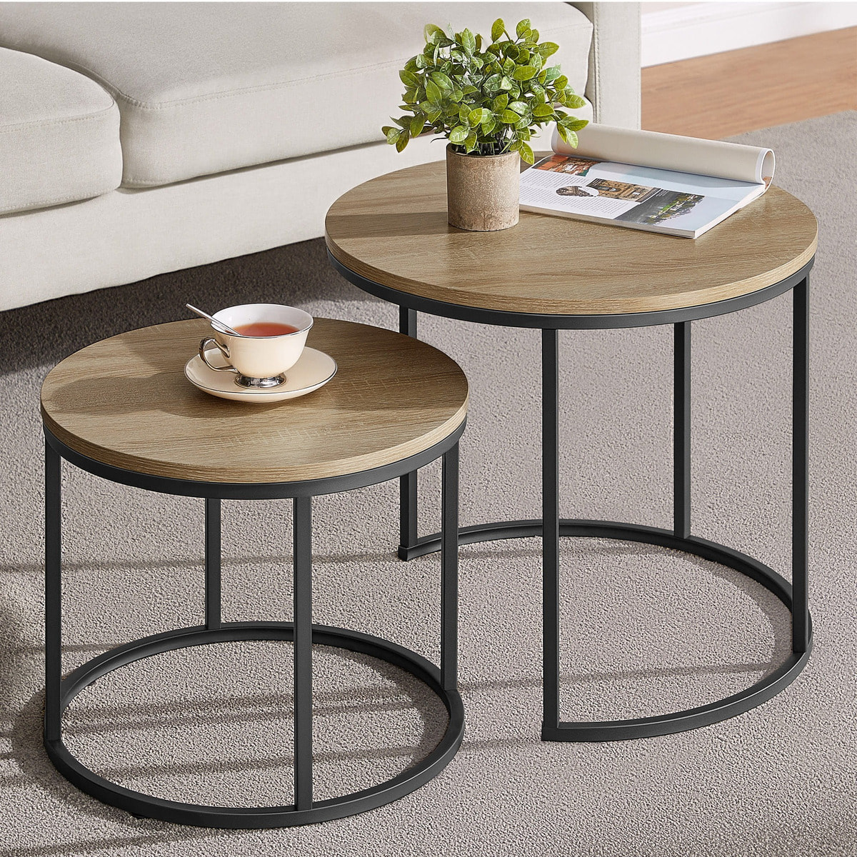 Set di 2 tavolini da caffè tondi stile industrial rovere e nero