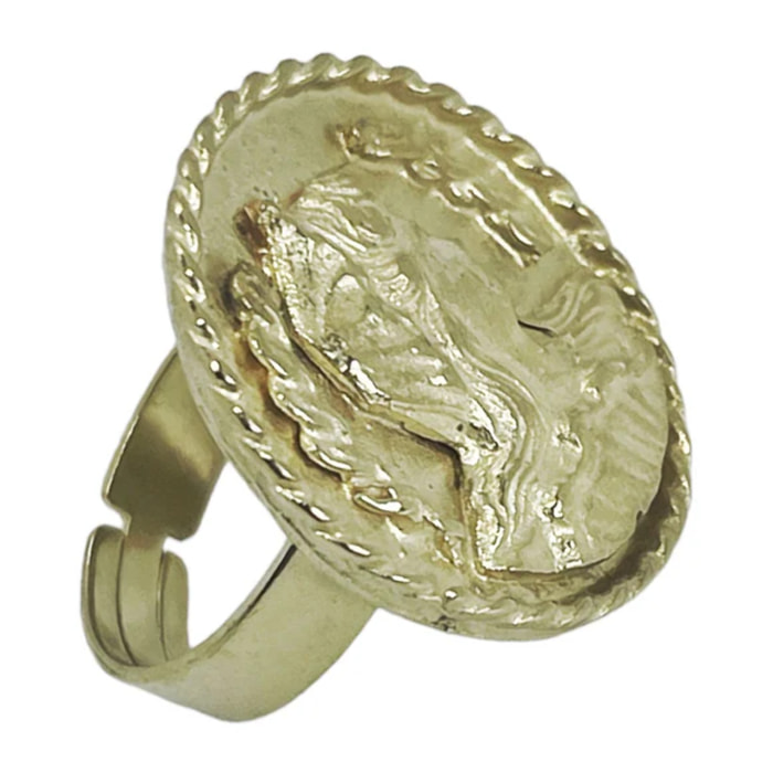 Anillo Invicto dorado. Ajustable