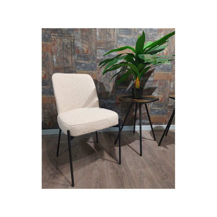 Chaise bouclette beige imitation laine de mouton et pieds métal noir - BOUCLE