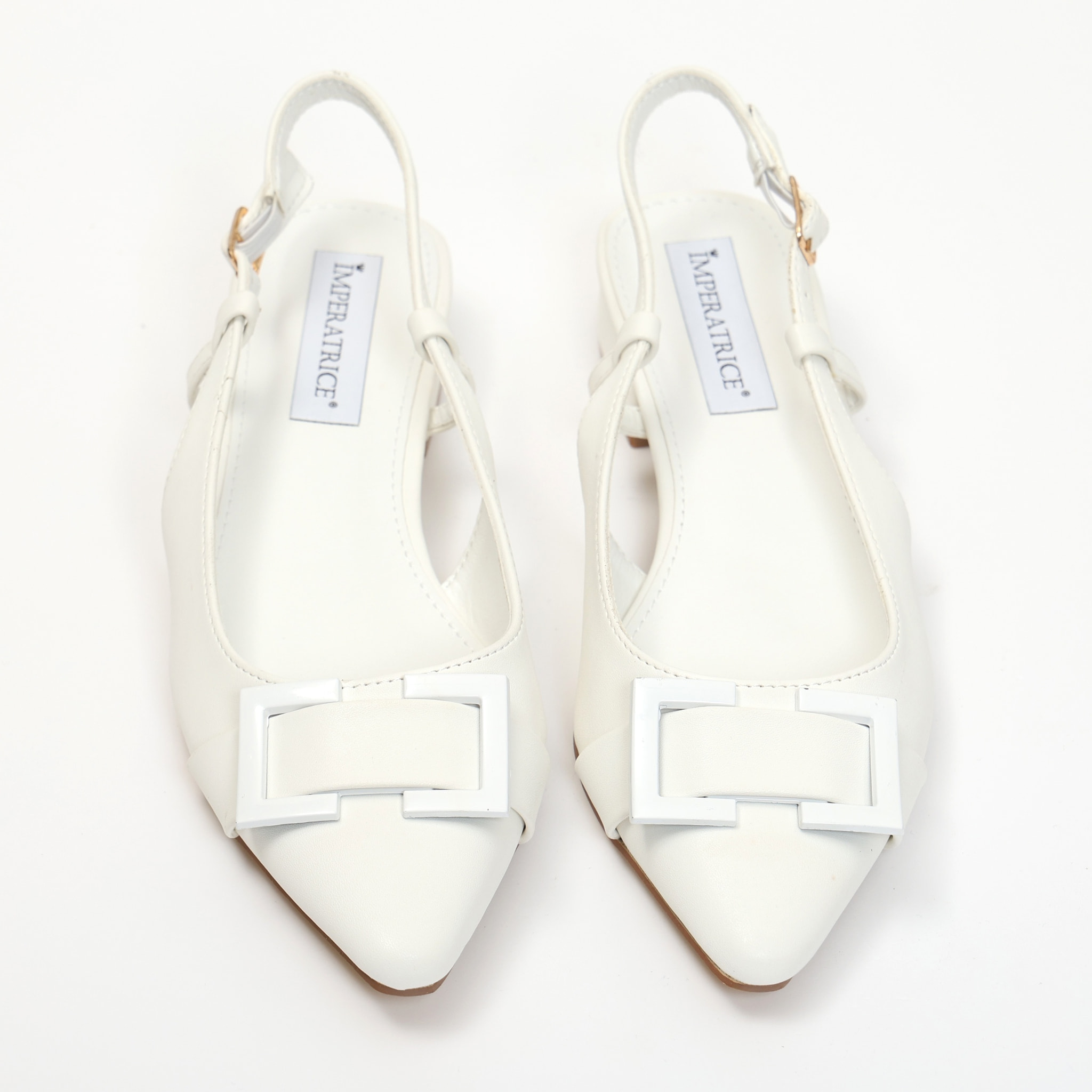 Ballerine slingback in simil pelle con dettaglio sulla punta